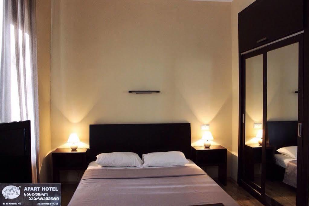 Apart Hotel Gh Tbilissi Extérieur photo